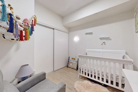 Photo 23 at 612 - 840 St Clair Avenue W, Oakwood Village, Toronto