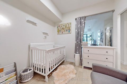 Photo 24 at 612 - 840 St Clair Avenue W, Oakwood Village, Toronto