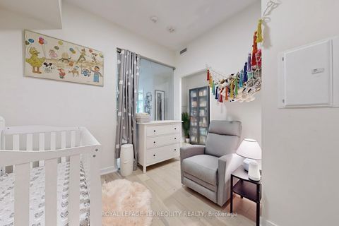 Photo 25 at 612 - 840 St Clair Avenue W, Oakwood Village, Toronto