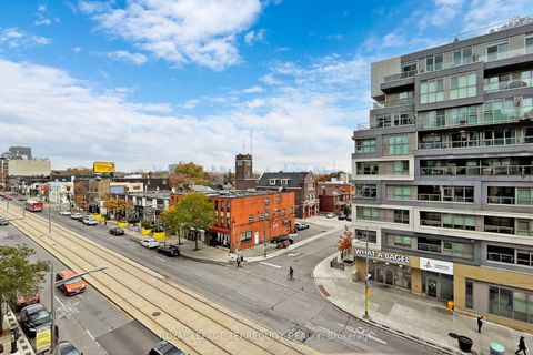 Photo 28 at 612 - 840 St Clair Avenue W, Oakwood Village, Toronto