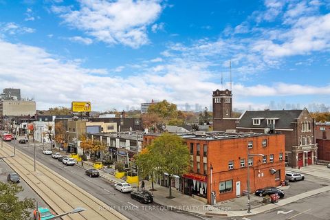 Photo 30 at 612 - 840 St Clair Avenue W, Oakwood Village, Toronto