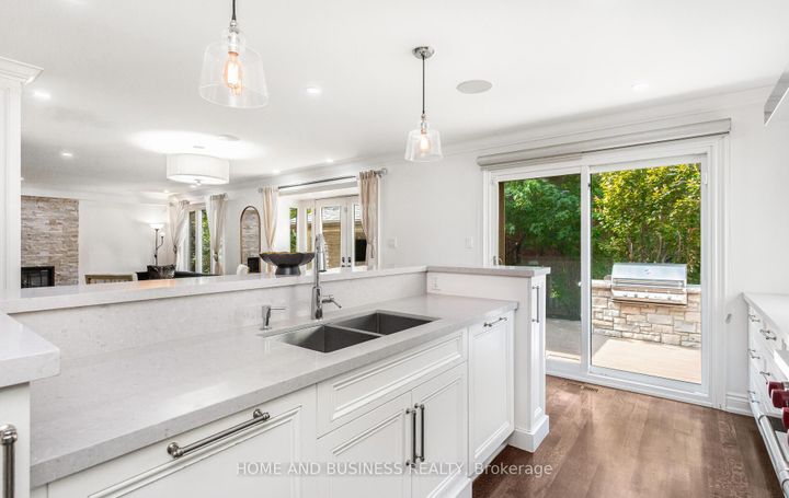Photo 15 at 2192 Oakmead Boulevard, RO River Oaks, Oakville