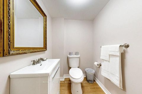 Photo 38 at 2036 Shady Glen Road, WM Westmount, Oakville