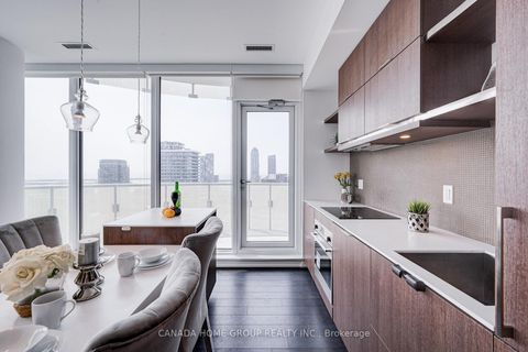Photo 10 at 3605 - 197 Yonge Street, Yonge Corridor, Toronto