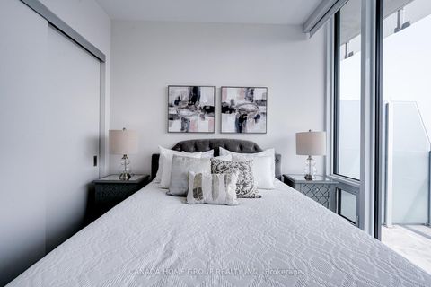 Photo 20 at 3605 - 197 Yonge Street, Yonge Corridor, Toronto