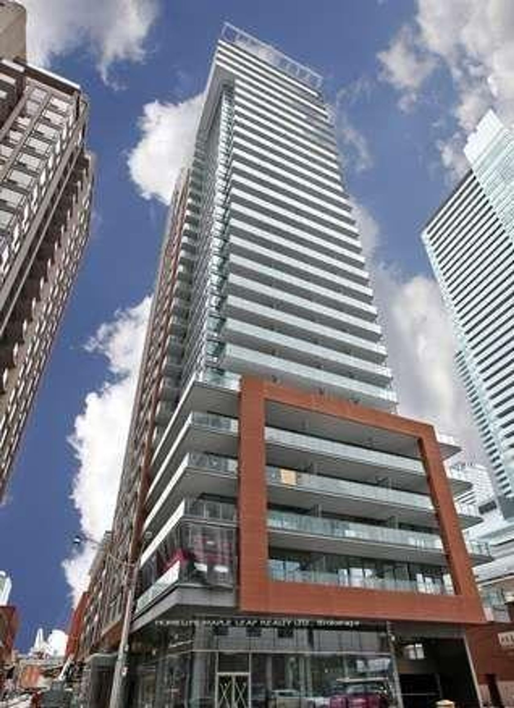 519 - 8 Mercer Street, Waterfront Communities C1, Toronto 