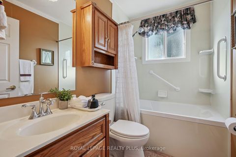 Photo 32 at 2335 Wyandotte Drive, WO West, Oakville
