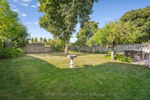 Photo 44 at 2335 Wyandotte Drive, WO West, Oakville