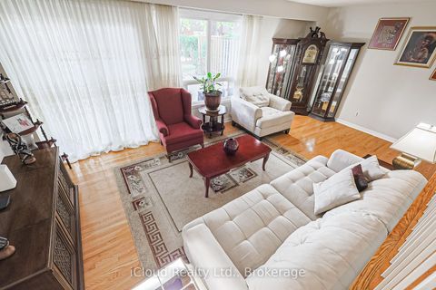 Photo 8 at 53 - 1667 Albion Road, Clairville, Toronto