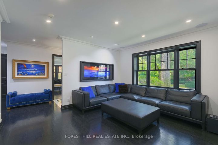 Photo 11 at 16 Forest Ridge Drive, Forest Hill North, Toronto