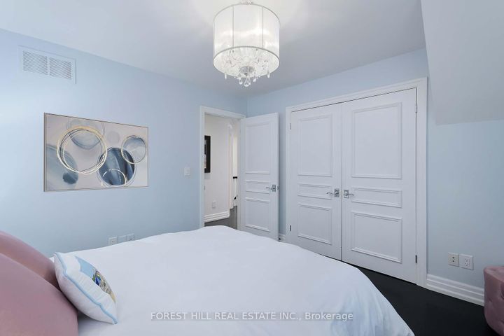 Photo 32 at 16 Forest Ridge Drive, Forest Hill North, Toronto