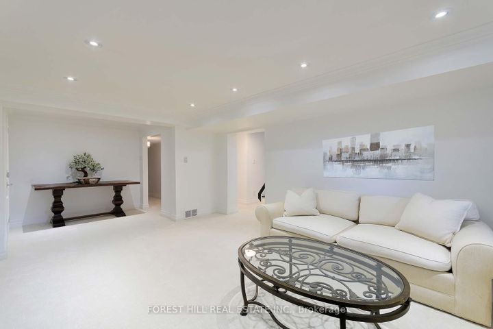Photo 39 at 16 Forest Ridge Drive, Forest Hill North, Toronto