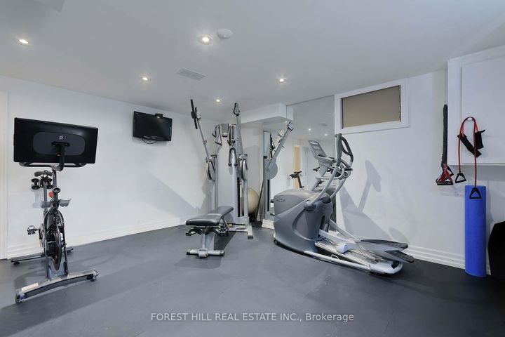 Photo 42 at 16 Forest Ridge Drive, Forest Hill North, Toronto