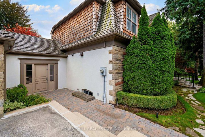 Photo 48 at 16 Forest Ridge Drive, Forest Hill North, Toronto