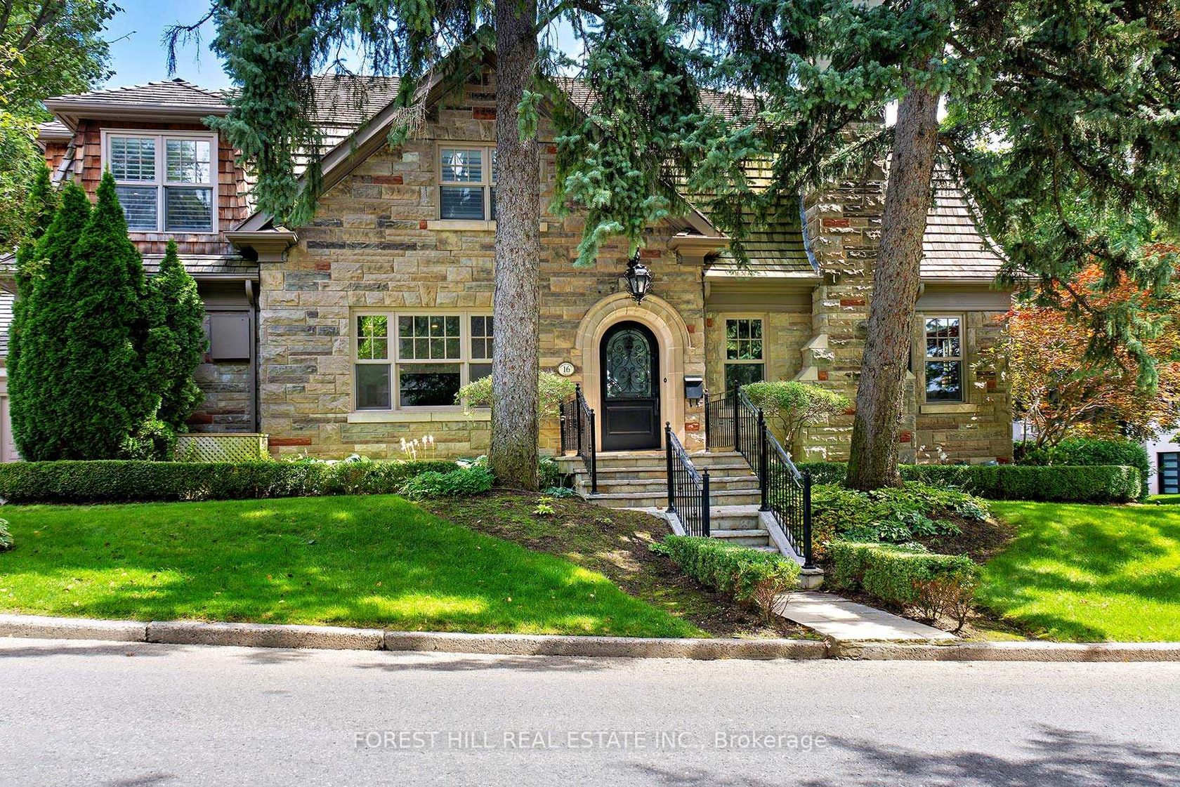 16 Forest Ridge Drive, Forest Hill North, Toronto 2