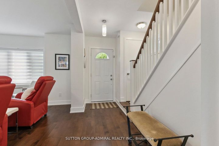 Photo 4 at 34 Elvina Gardens, Mount Pleasant East, Toronto