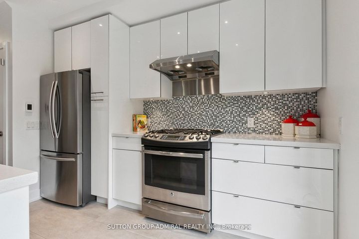 Photo 26 at 34 Elvina Gardens, Mount Pleasant East, Toronto