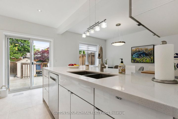 Photo 30 at 34 Elvina Gardens, Mount Pleasant East, Toronto