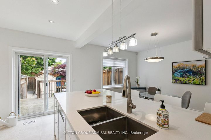 Photo 31 at 34 Elvina Gardens, Mount Pleasant East, Toronto