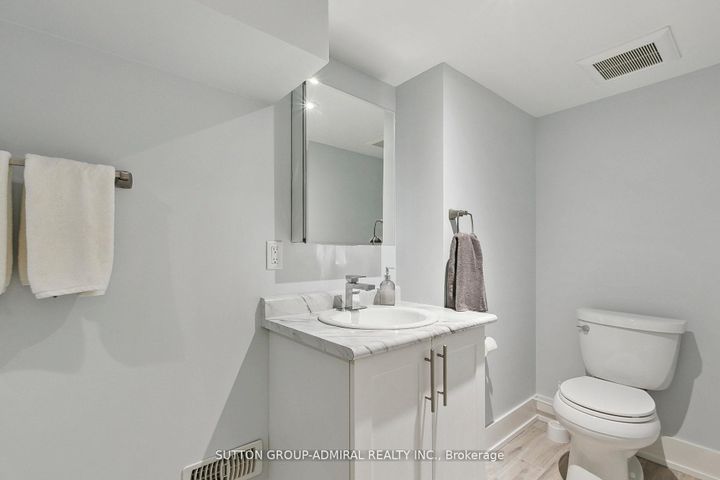 Photo 46 at 34 Elvina Gardens, Mount Pleasant East, Toronto