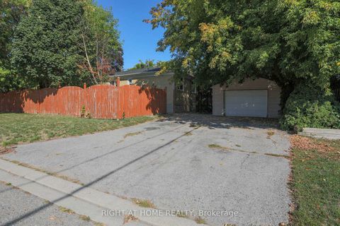 Photo 0 at 303 Blue Grass Boulevard, Crosby, Richmond Hill