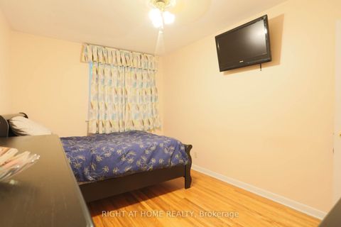 Photo 22 at 303 Blue Grass Boulevard, Crosby, Richmond Hill