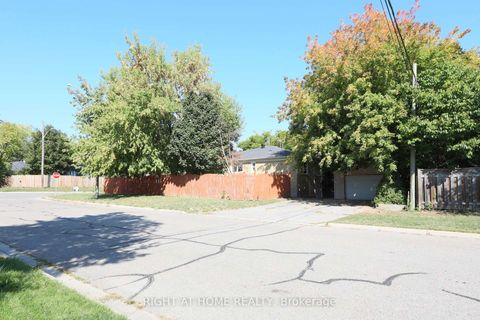 Photo 46 at 303 Blue Grass Boulevard, Crosby, Richmond Hill