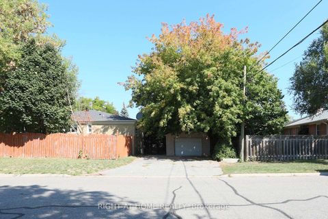 Photo 47 at 303 Blue Grass Boulevard, Crosby, Richmond Hill