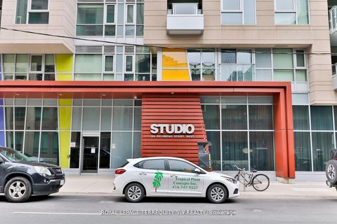 Photo 3 at 2202 - 199 Richmond Street W, Waterfront Communities C1, Toronto Photo 3 at 2202 - 199 Richmond Street W, Waterfront Communities C1, Toronto