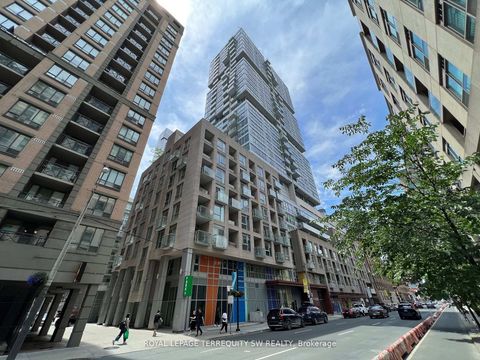 Photo 5 at 2202 - 199 Richmond Street W, Waterfront Communities C1, Toronto Photo 5 at 2202 - 199 Richmond Street W, Waterfront Communities C1, Toronto