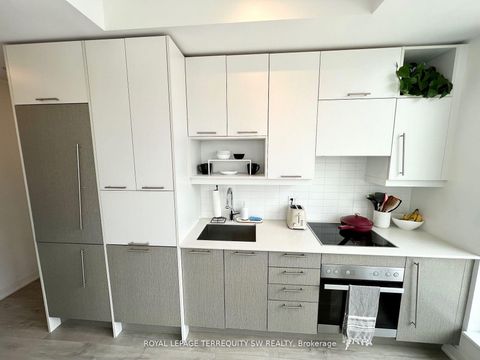 Photo 6 at 2202 - 199 Richmond Street W, Waterfront Communities C1, Toronto Photo 6 at 2202 - 199 Richmond Street W, Waterfront Communities C1, Toronto