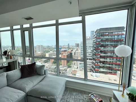 Photo 10 at 2202 - 199 Richmond Street W, Waterfront Communities C1, Toronto Photo 10 at 2202 - 199 Richmond Street W, Waterfront Communities C1, Toronto