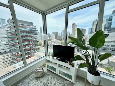 Photo 12 at 2202 - 199 Richmond Street W, Waterfront Communities C1, Toronto Photo 12 at 2202 - 199 Richmond Street W, Waterfront Communities C1, Toronto