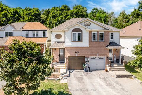 Photo 1 at 256 Ferndale Drive S, Ardagh, Barrie