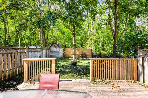 Photo 3 at 256 Ferndale Drive S, Ardagh, Barrie