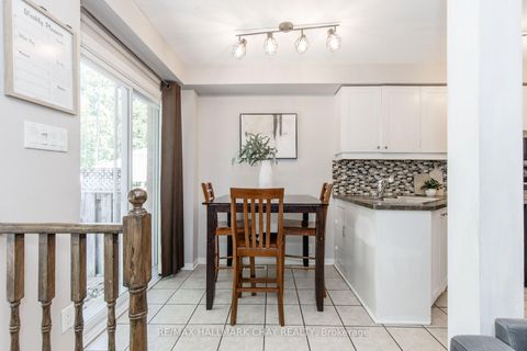 Photo 9 at 256 Ferndale Drive S, Ardagh, Barrie