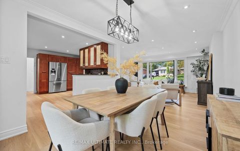 Photo 10 at 17 Fleetwell Court, Willowdale West, Toronto