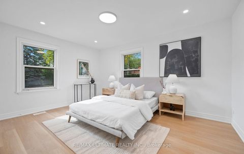 Photo 17 at 17 Fleetwell Court, Willowdale West, Toronto