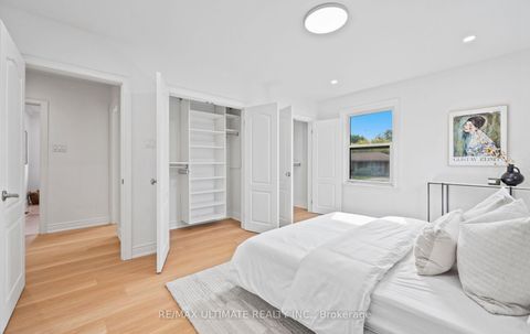 Photo 19 at 17 Fleetwell Court, Willowdale West, Toronto