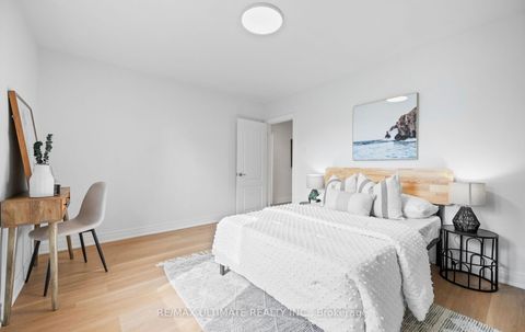 Photo 21 at 17 Fleetwell Court, Willowdale West, Toronto