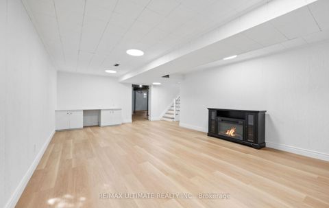 Photo 30 at 17 Fleetwell Court, Willowdale West, Toronto