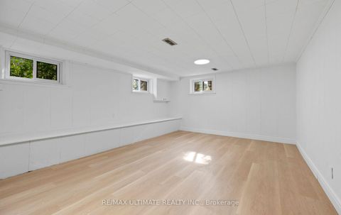 Photo 31 at 17 Fleetwell Court, Willowdale West, Toronto