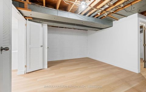 Photo 36 at 17 Fleetwell Court, Willowdale West, Toronto