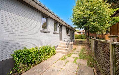 Photo 43 at 17 Fleetwell Court, Willowdale West, Toronto