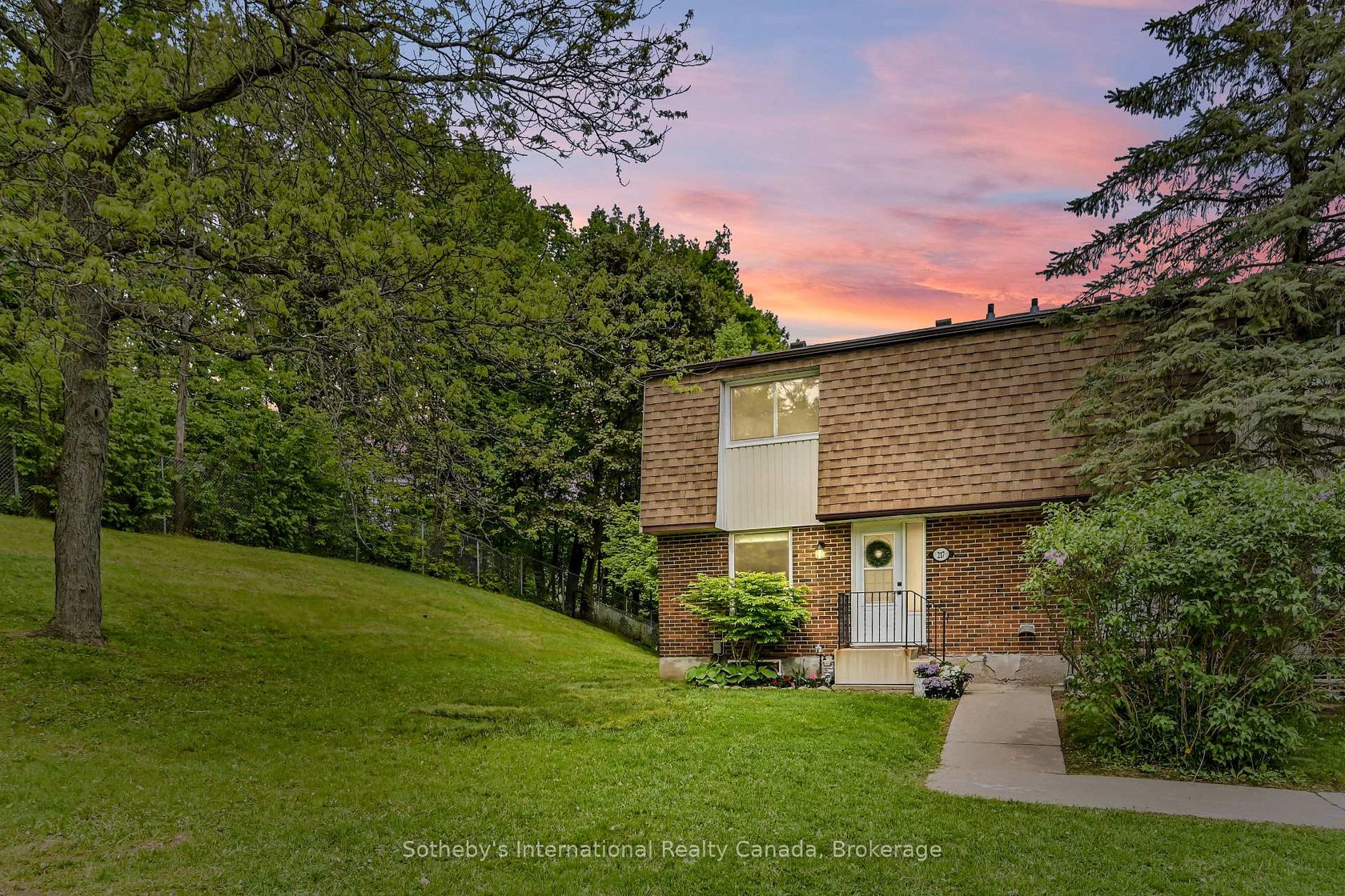217 Kingham Road, AC Acton, Halton Hills 2