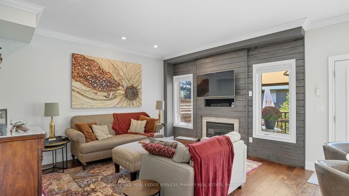 Photo 14 at 47 Livingstone Drive, Dundas, Hamilton