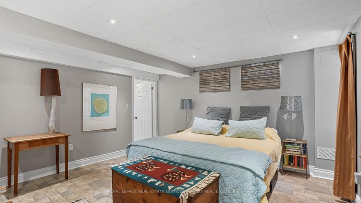 Photo 31 at 47 Livingstone Drive, Dundas, Hamilton