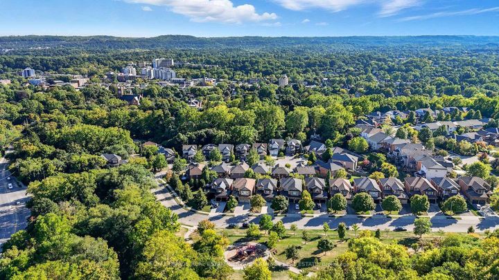 Photo 40 at 47 Livingstone Drive, Dundas, Hamilton