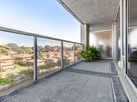 Photo 15 at 304 - 1040 The Queensway, City Centre West, Toronto