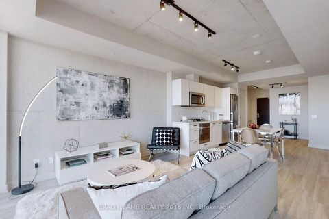 Photo 3 at 1601 - 458 Richmond Street W, Waterfront Communities C1, Toronto